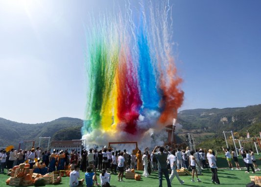 一起来博山晒个秋!红叶柿岩五周年秋日盛典启幕(图9) 一起来博山晒个秋!红叶柿岩五周年秋日盛典启幕(图9)