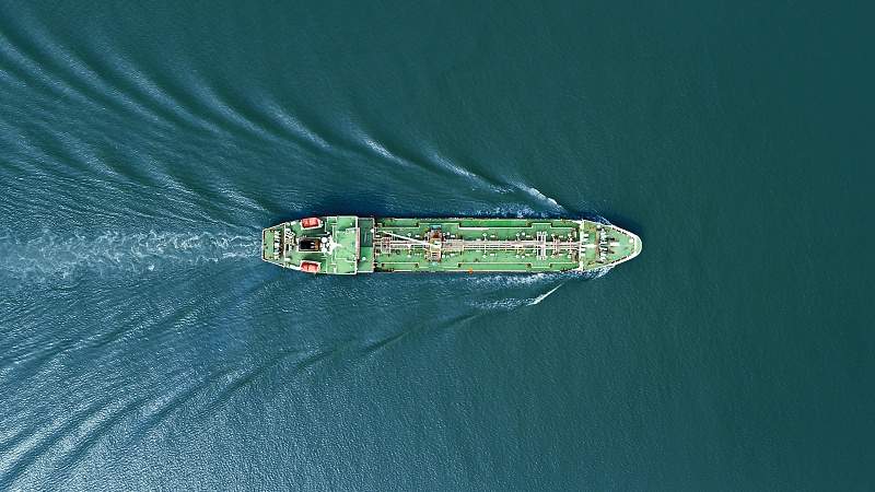 全球最大等级集装箱船成功通航 宁波舟山港升级进入“双通道”时代 - XCCX热点资讯网