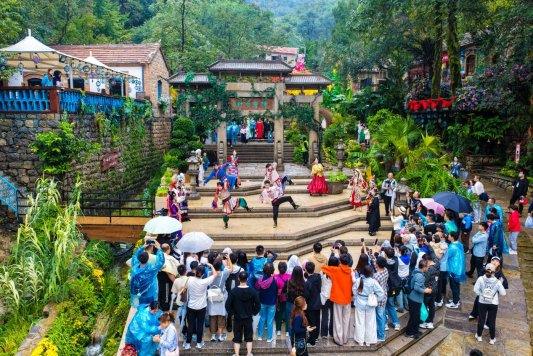 红叶柿岩：几场秋雨见证文旅真诚(图4)