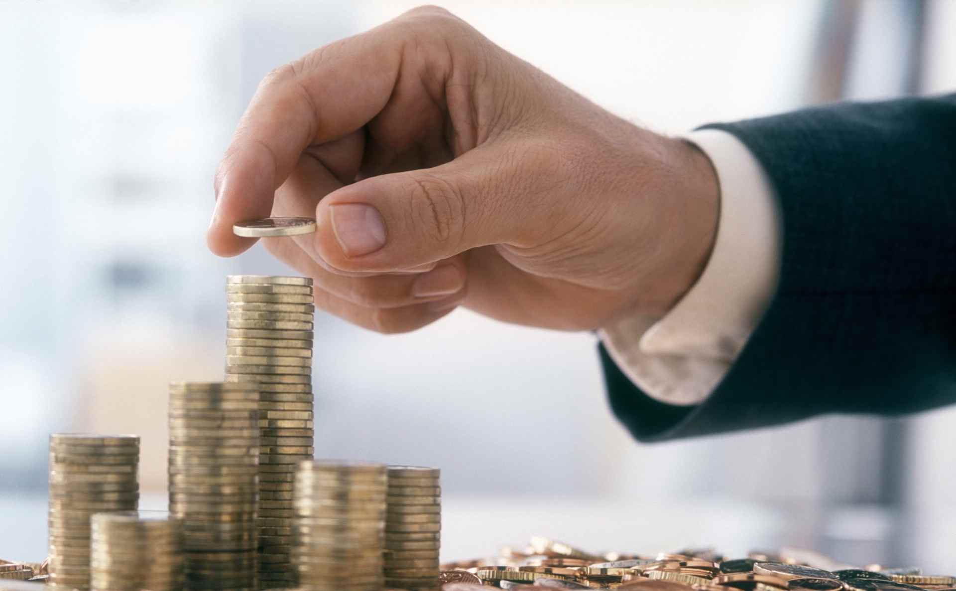 个人存取现金超5万元要登记？解读：不影响正常存取，取款超5万需预约 - XCCX热点资讯网