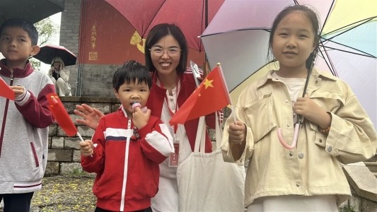 烟雨灵岩，温情不减！免费雨衣+暖心梨汤，双节演出全部照常！(图4)