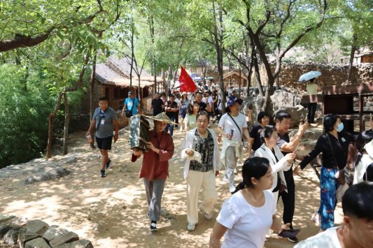 山东沂南：红嫂家乡影视文化节火热开启(图3)