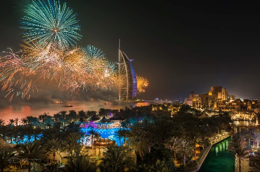 包银消费金融获新浪微博入股(图1)