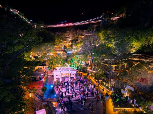 五载同舟，免票重游！红叶柿岩五周年为爱献礼，邀您归家！(图2)