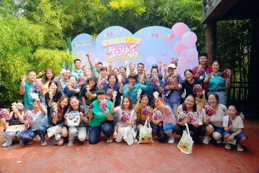 23岁啦！一桌“泉水宴”为“她”庆生(图3)