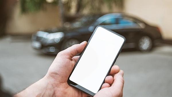 套现、高息、远程锁机 租赁手机小心被“套路” - XCCX热点资讯网