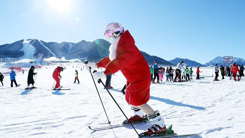 哈尔滨护航冰雪节盛大开幕 - XCCX热点资讯网