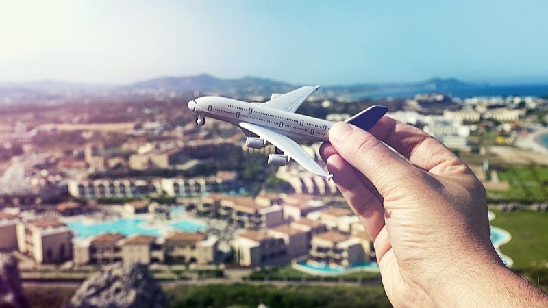 旅游行业复苏预期增强，旅游ETF（562510）盘中涨超2%，云南旅游涨停 - XCCX热点资讯网