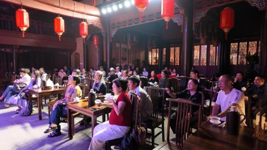 浙闽汇济，曲艺交融！江湖艺社入驻浙闽会馆(图2)