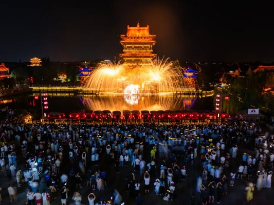 共庆华诞·月满台儿庄古城 | 2025双节假期漫游指南→(图7)