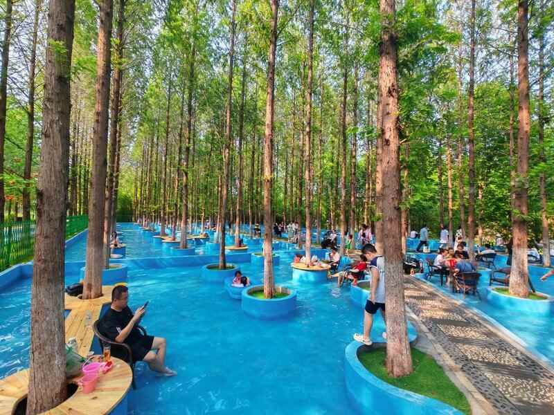 鲜花港杉林水乐园、杉水间营地开业啦 避暑新地标，解锁夏日清凉潮玩法(图1)