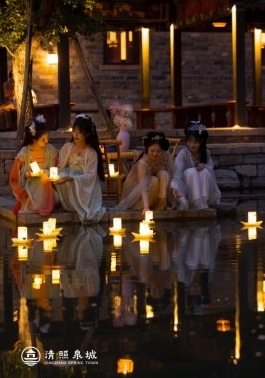 误入藕花深处的夏天！辣椒也用券、烟把儿乐队、王唯旖等知名音乐人献唱清照泉城(图10)