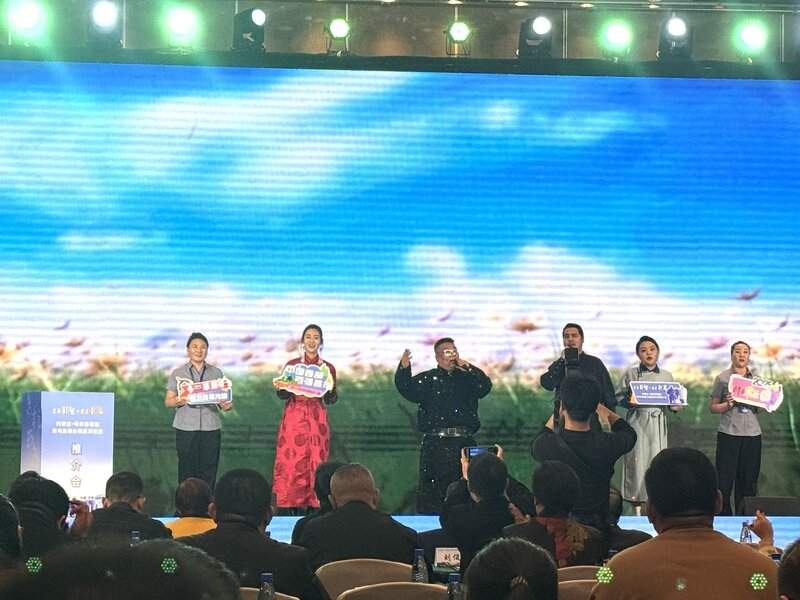 草原胜景!蒙鲁共绘西乌旗新画卷(图2)