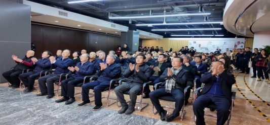 齐风鲁韵・传承发展——当代中国画十人邀请展在山东出版美术馆开幕(图2)