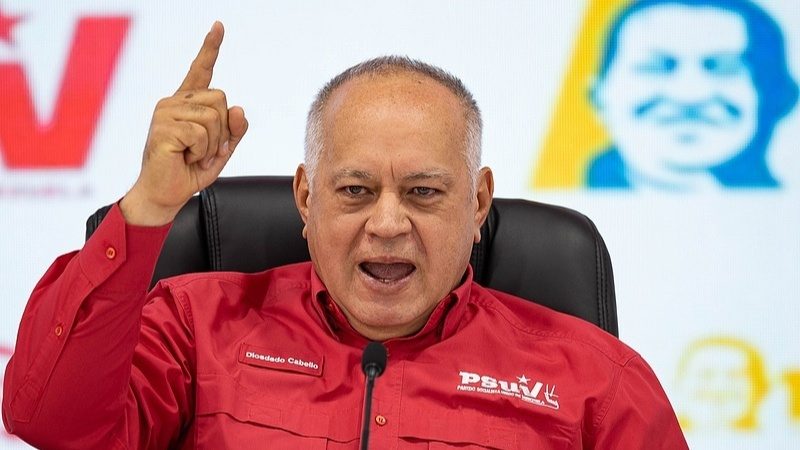 委内政部长：美方行动致100人死亡 马杜罗夫妇受伤 - XCCX热点资讯网