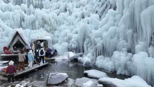 震撼冰瀑奇观×巨型火炉矩阵！元旦假期，九如山邀您共赴一场冰火 - XCCX热点资讯网